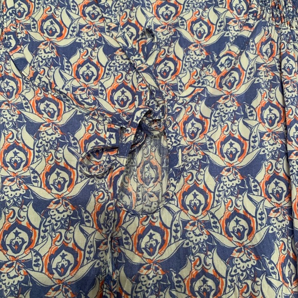 North Face Tank with Tie Key Hole in the front - Picture 4 of 4